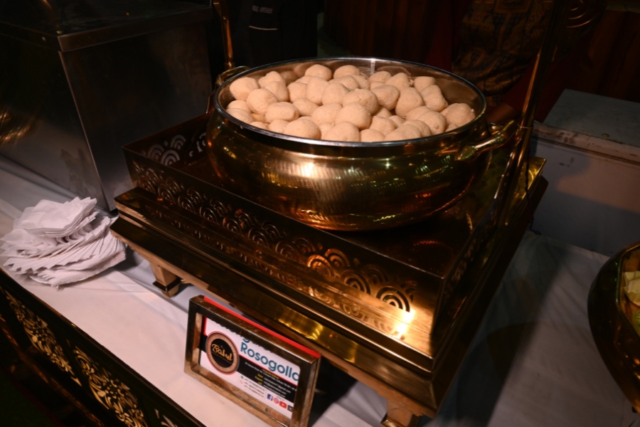 rosogolla-wedding-catering-with-bengali-mishti