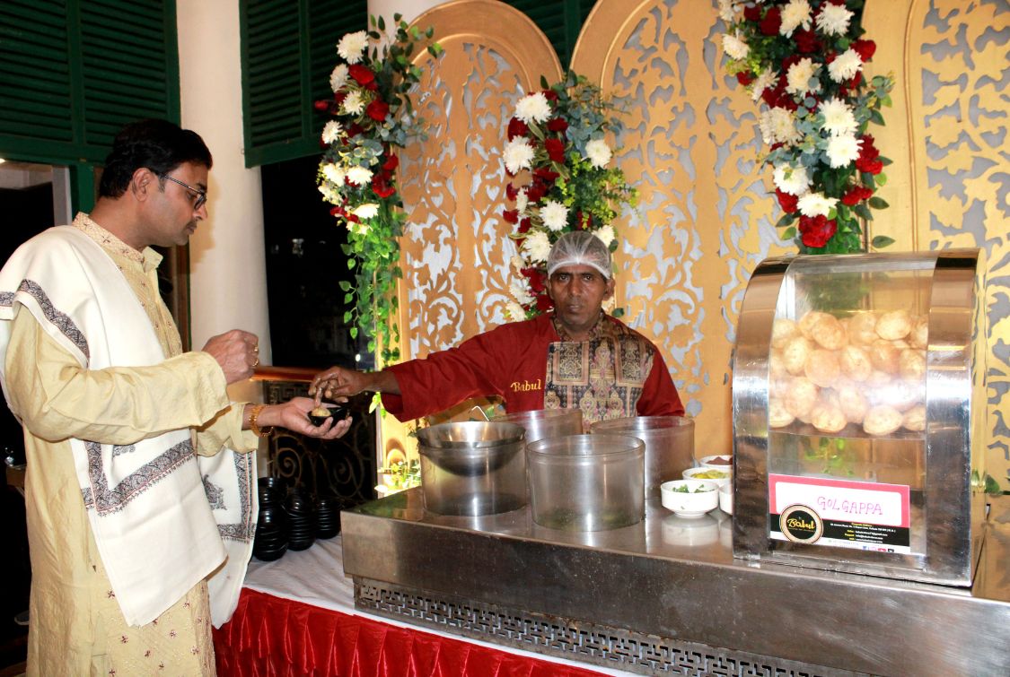 House party catering Kolkata for small home event food service