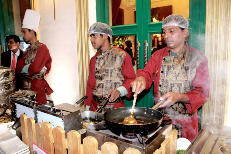 housewarming catering in Kolkata